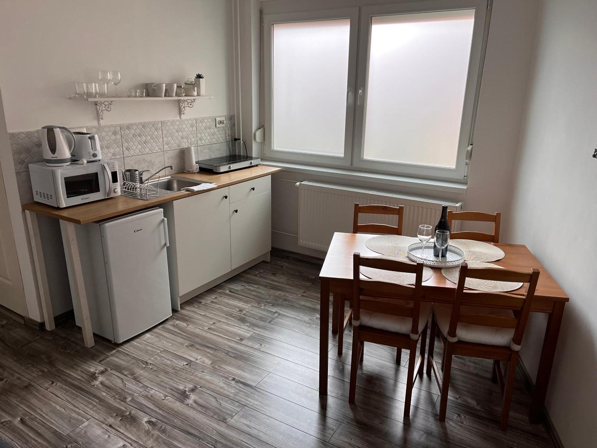 Pacsirta Apartmanház Eger Exterior foto